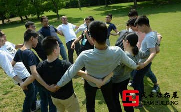 瘋狂過(guò)山車1天團(tuán)建拓展活動(dòng)方案