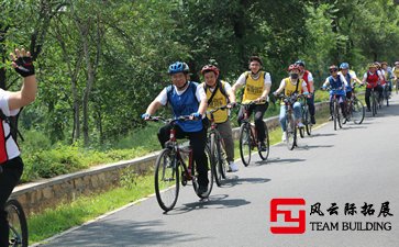 拓展訓(xùn)練感想：在拓展中收獲快樂五篇