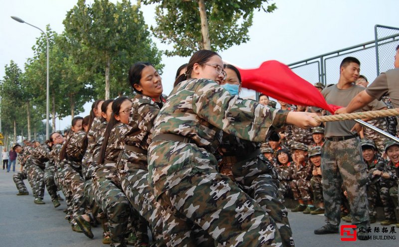 軍訓拓展