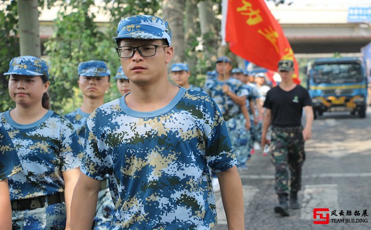 拓展軍訓(xùn)心得